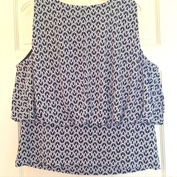 Lane Bryant Blouson Tank Blouse Top Liquid Knit Geo Print Black White 18 / 20 - Picture 9 of 14